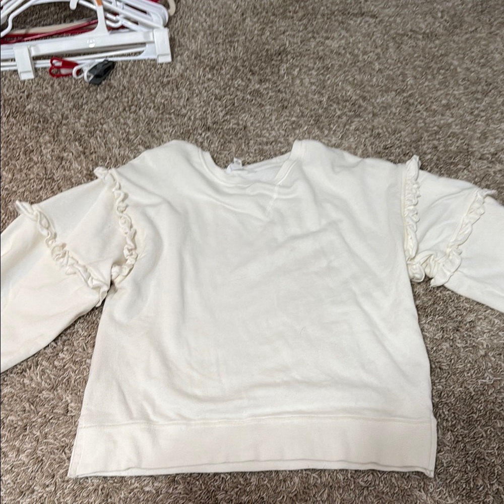 Time and Tru Cream Ruffled Long Sleeve Sweatshirt